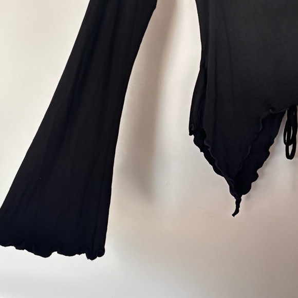 Urban Outfitters Cinched Ruched Cropped Top Medium A48 - Picture 3 of 16